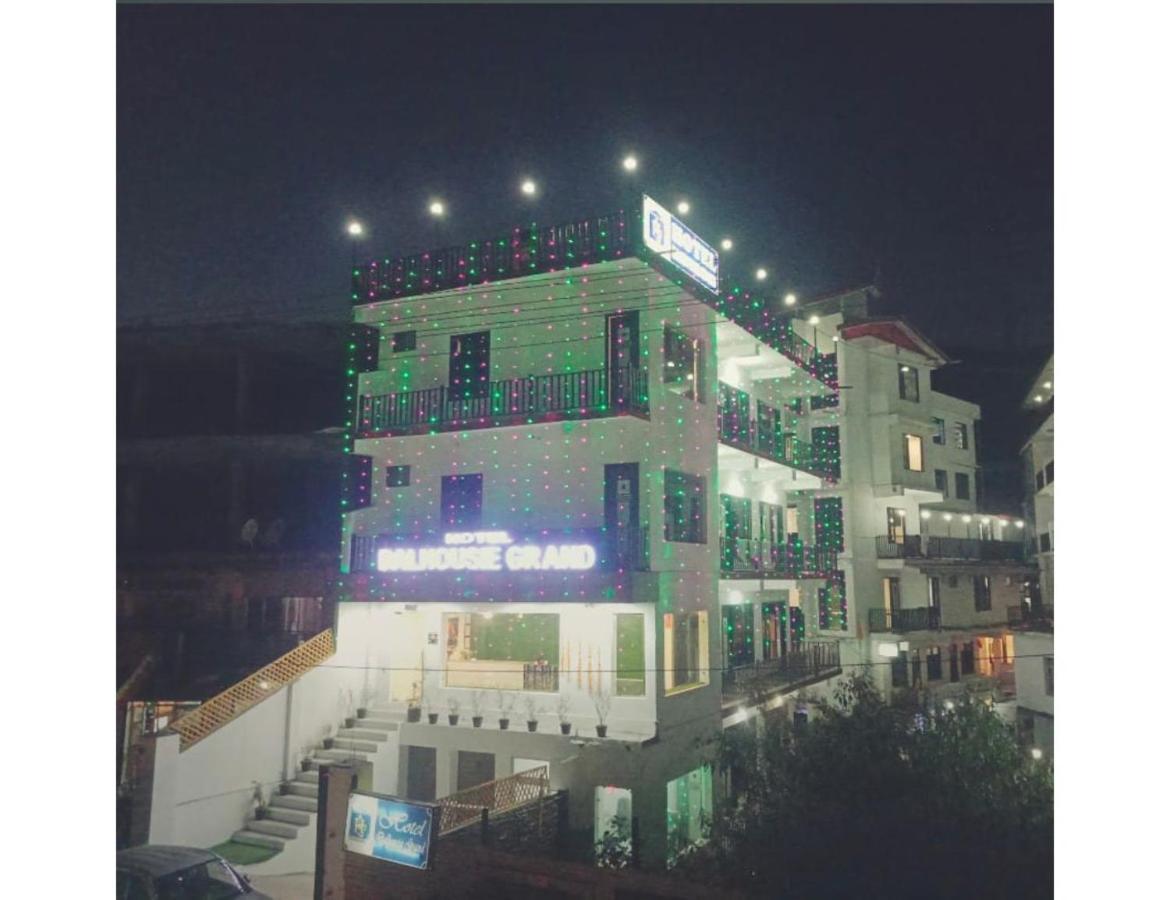 Hotel Dalhousie Grand Banikhet Exterior foto